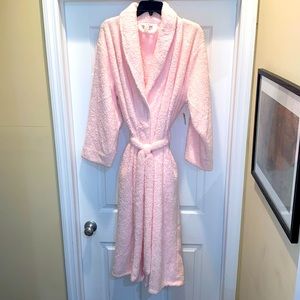 Delicates Plush Robe - NWT